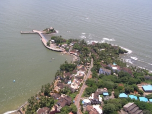 Full-view-of-Dona-Paula-beach-Goa